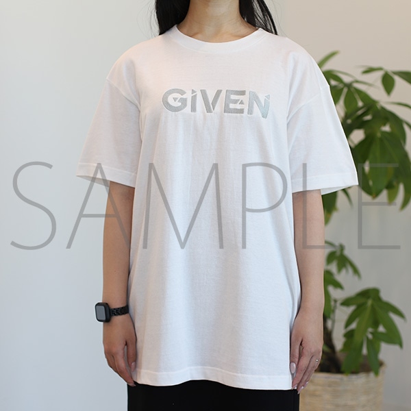 Tシャツ　ギヴン